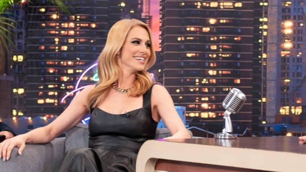 Ντορέττα Παπαδημητρίου: Η σχέση της με τον Γιώργο Γεροντιδάκη και η γνωριμία με τον Ορλάντο Μπλουμ – «Τον κοίταζα σαν χάνος και μου είπε “Hi!”»