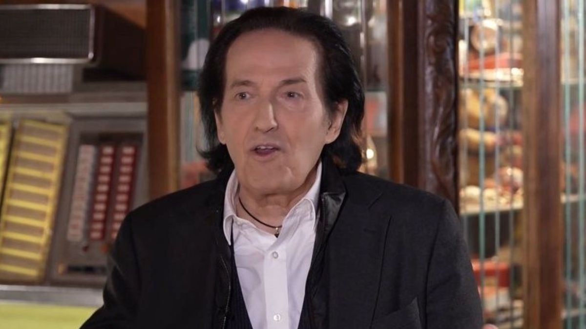 Πασχάλης: Η εξομολόγηση για την εξωσυζυγική σχέση – «Να χαρακτηρίσω εγώ ένα παιδί στιγμιαίο λάθος; Στιγμάτισαν οι ίδιοι ένα παιδί και είναι ντροπή τους»