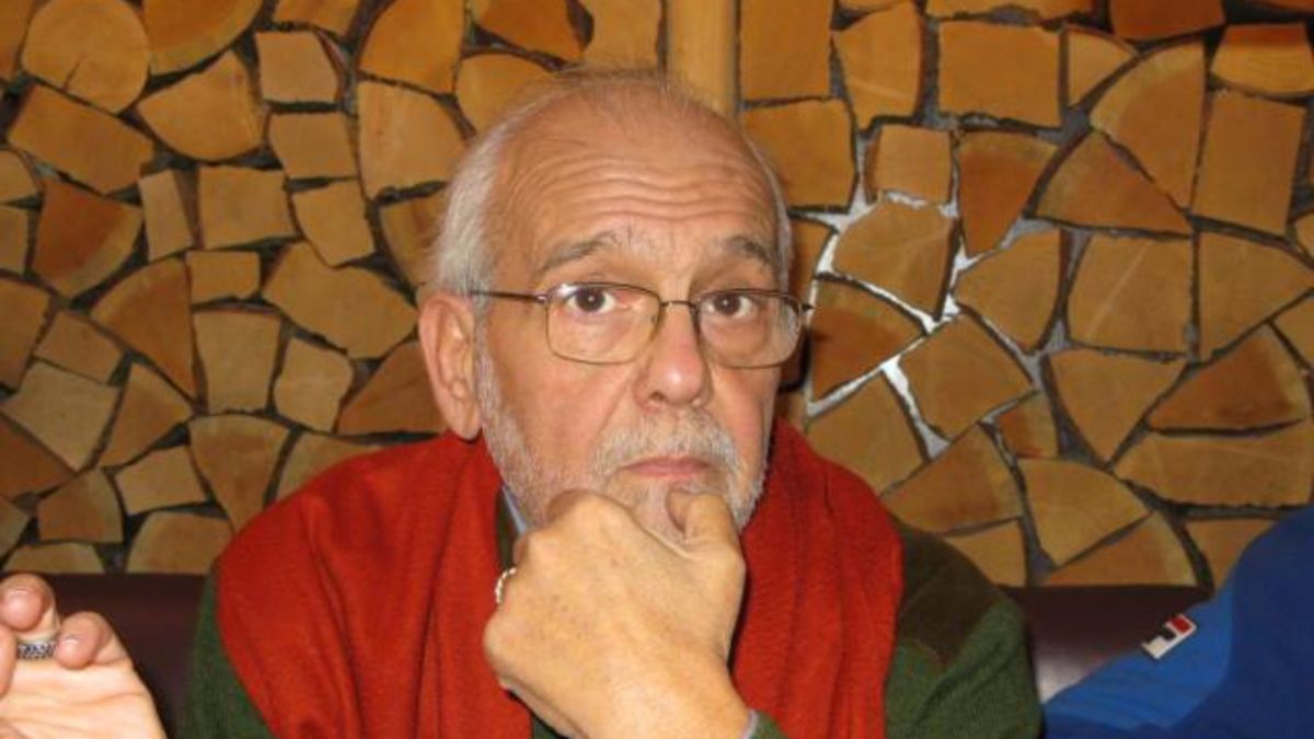 Πέθανε ο δημοσιογράφος Θάνος Οικονομόπουλος