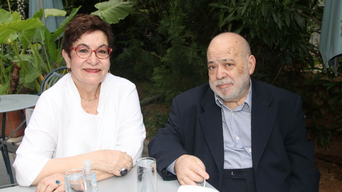 Χρήστος Βαλαβανίδης: Η εξομολόγηση της συζύγου του για τα 54 χρόνια κοινής ζωής – «Μου κοστίζει απίστευτα η απώλειά του»