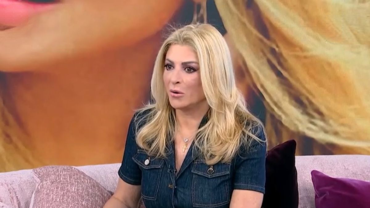 Χριστίνα Πολίτη: «Δεν έχω την ομορφιά που είχε η μητέρα μου. Στο δημοτικό βγαίνανε όλοι να δουν τη μαμά μου»