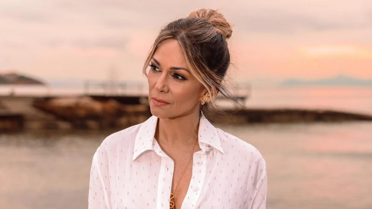 Έλλη Κοκκίνου: Η αποκάλυψη για τη στιγμή που έμαθε για το διαζύγιο των γονιών της – «Είπα στους γονείς μου τότε γιατί με κάνατε;»