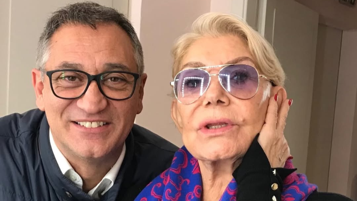 Ο Γιώργος Νταβλάς αποχαιρετά τη Μαρινέλλα: «Μα είσαι ποτέ να μην χαθείς ποτέ απ’ τη ζωή μου»