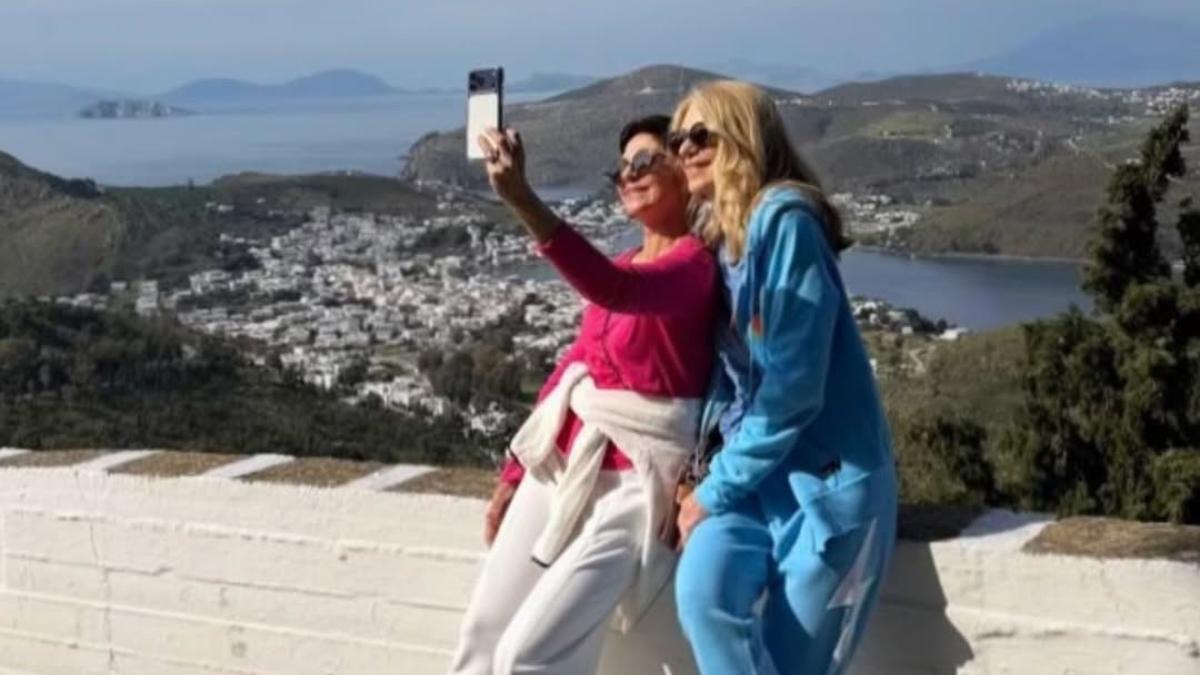 Έλλη Στάη – Ταμίλα Κουλίεβα: Πάσχα μαζί στην Πάτμο