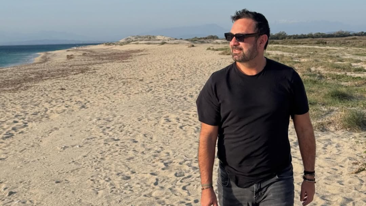 Μιχάλης Μαρίνος: Ποζάρει «Στη γύρα»… της Λευκάδας