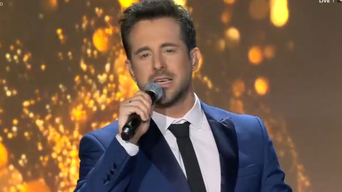 J2US: Ο Λιβάνης το έκανε… μπουζούκια – Η εμφάνιση που απογείωσε το live!