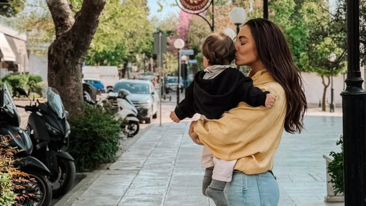 Ευρυδίκη Βαλαβάνη: “Well spent” Κυριακή με οικογένεια και κουμπάρους της