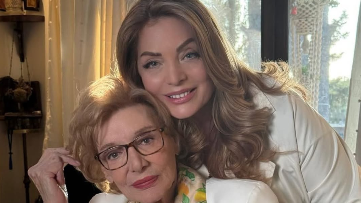 Άντζελα Γκερέκου – Μαρώ Κοντού: Το γλυκό αντίο στο τελευταίο γύρισμα «Γη της Ελιάς»