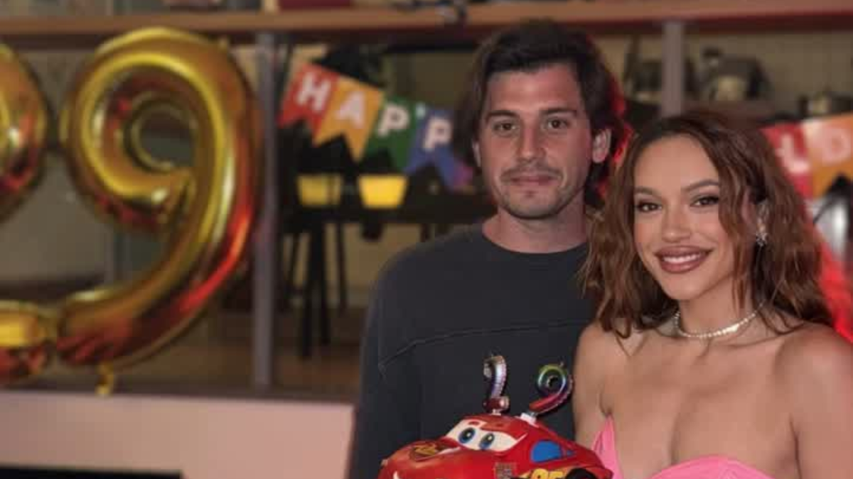 Τάνια Μπρεάζου: Η τρυφερή έκπληξη στον Γιώργο Αμούτζα για τα γενέθλιά του