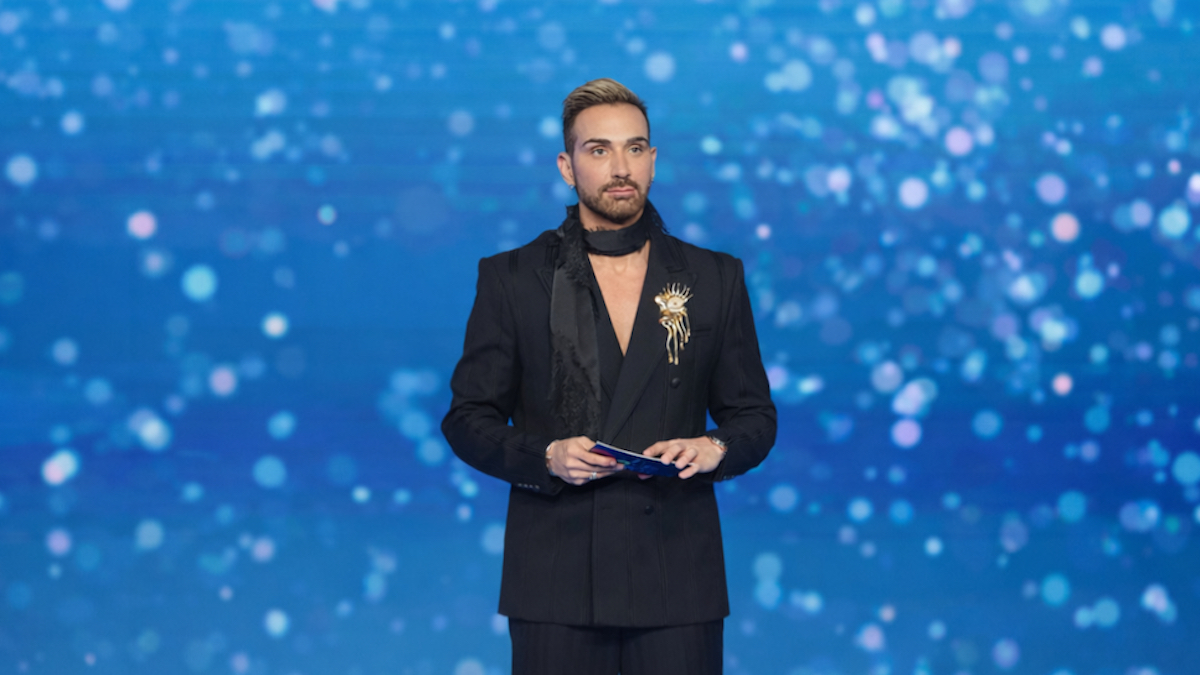 Νίκος Κοκλώνης και το style duality της βραδιάς του J2US