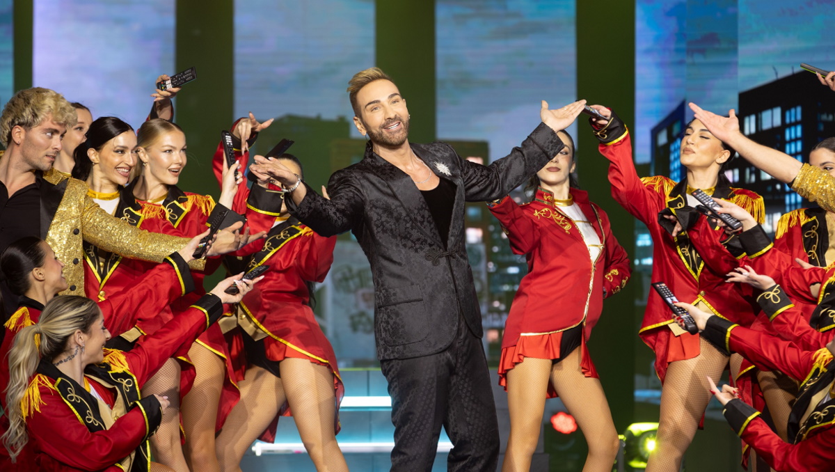 J2US: Επιστρέφει δυναμικά το Σάββατο με Πάνια, Αντύπα και Λιβάνη!