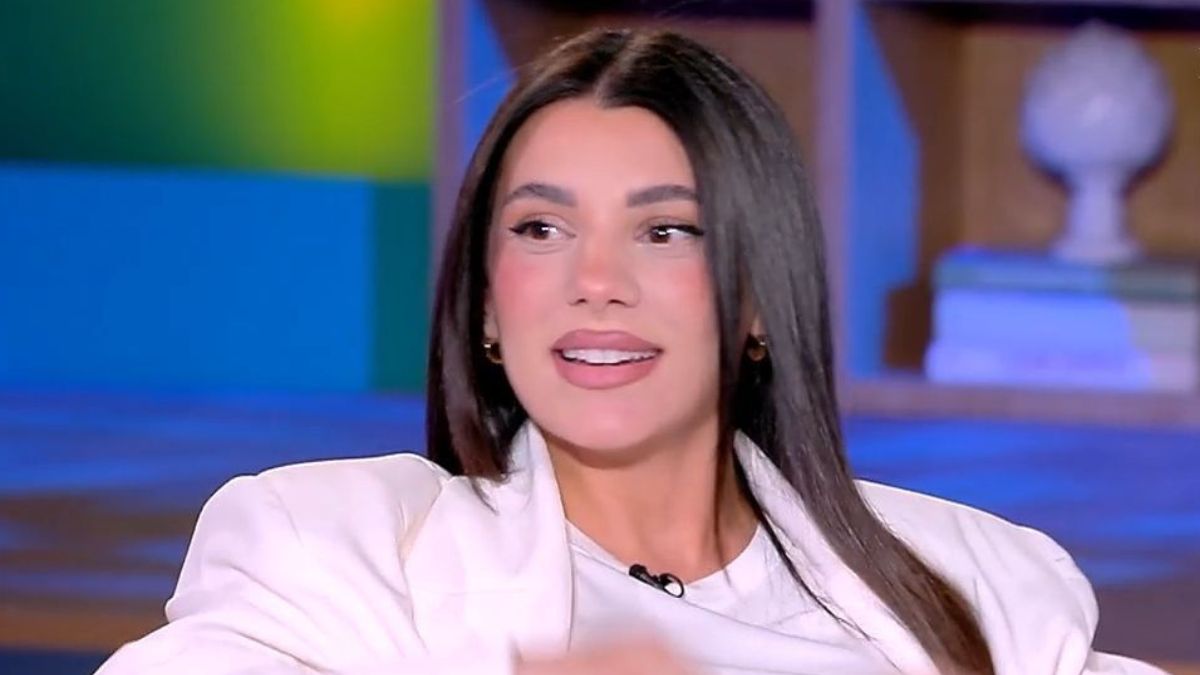 Μαριαλένα Ρουμελιώτη – Σάκης Κατσούλης: «Δεν ήταν καν στα πλάνα να καλέσουμε στο γάμο τον Τριαντάφυλλο»