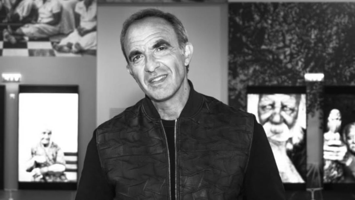 Νίκος Αλιάγας: Συγκίνησε τραγουδώντας τον «Μέτοικο» στο γαλλικό The Voice