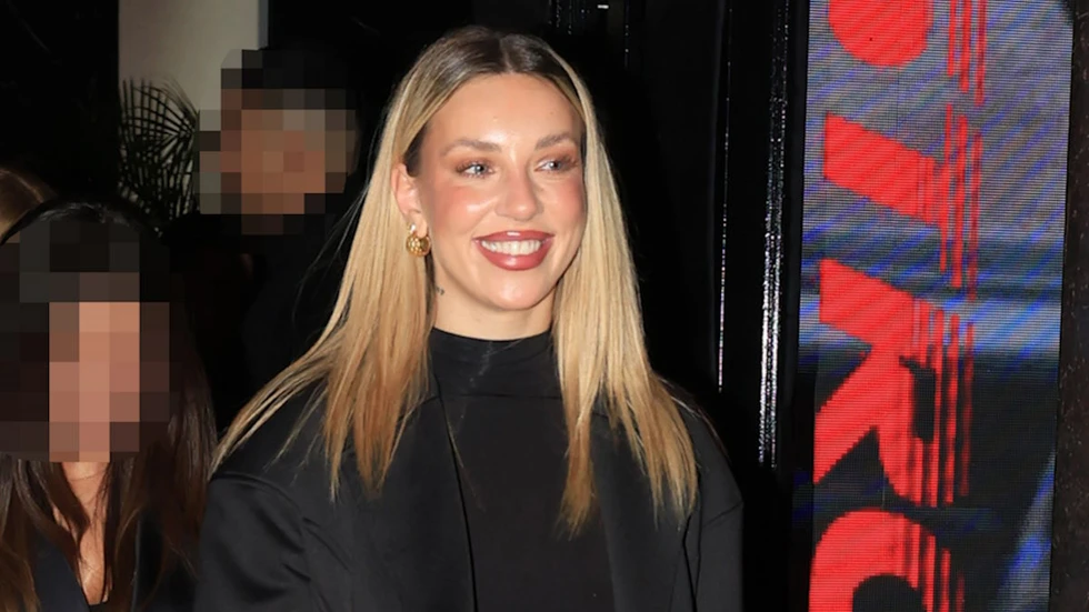 Γαρυφαλλιά Καληφώνη: Θα γίνει νονά για πρώτη φορά – Η έκπληξη από την αδελφή της