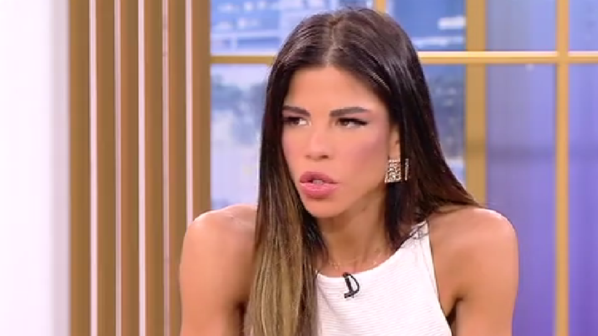 Σοκάρει η εξομολόγηση της Δάφνης Καραβοκύρη: «Τον παρακαλούσα κλαίγοντας να με αφήσει να κατέβω από το ταξί»