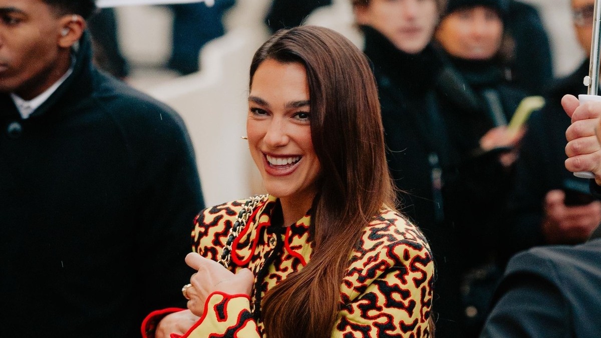 Watercolor: Το μανικιούρ που μετατρέπει τα νύχια σε μικρούς καμβάδες