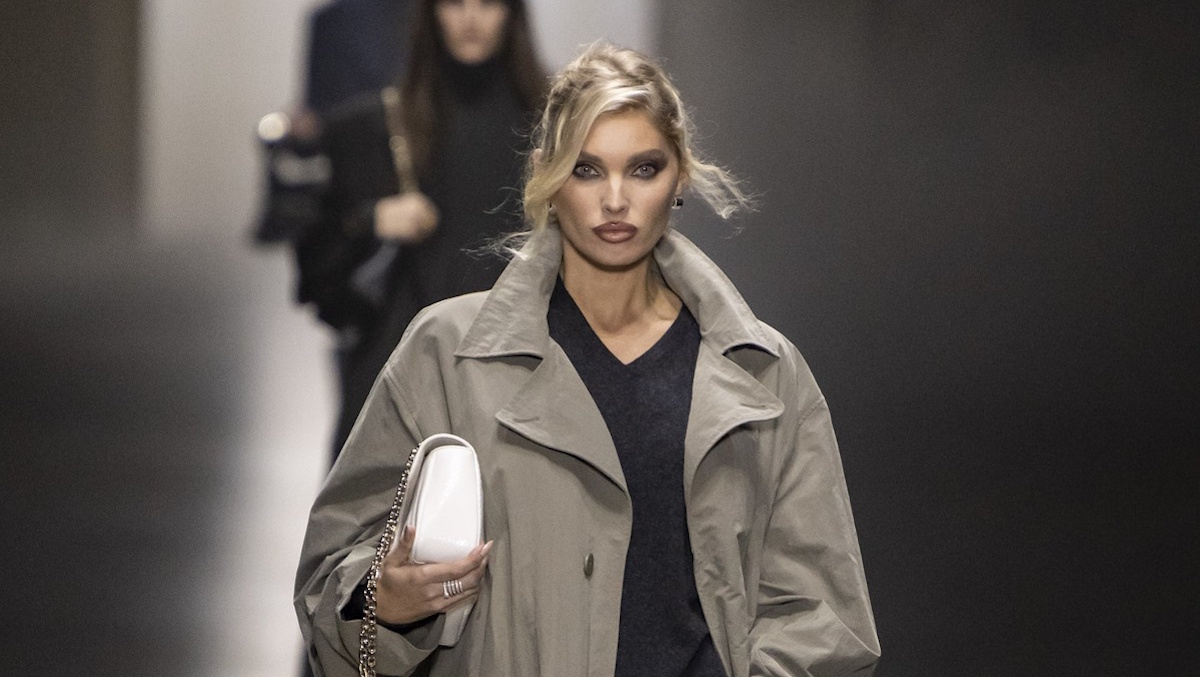 Η messy girl αισθητική επιστρέφει και ανατρέπει την εποχή της clean girl ομορφιάς