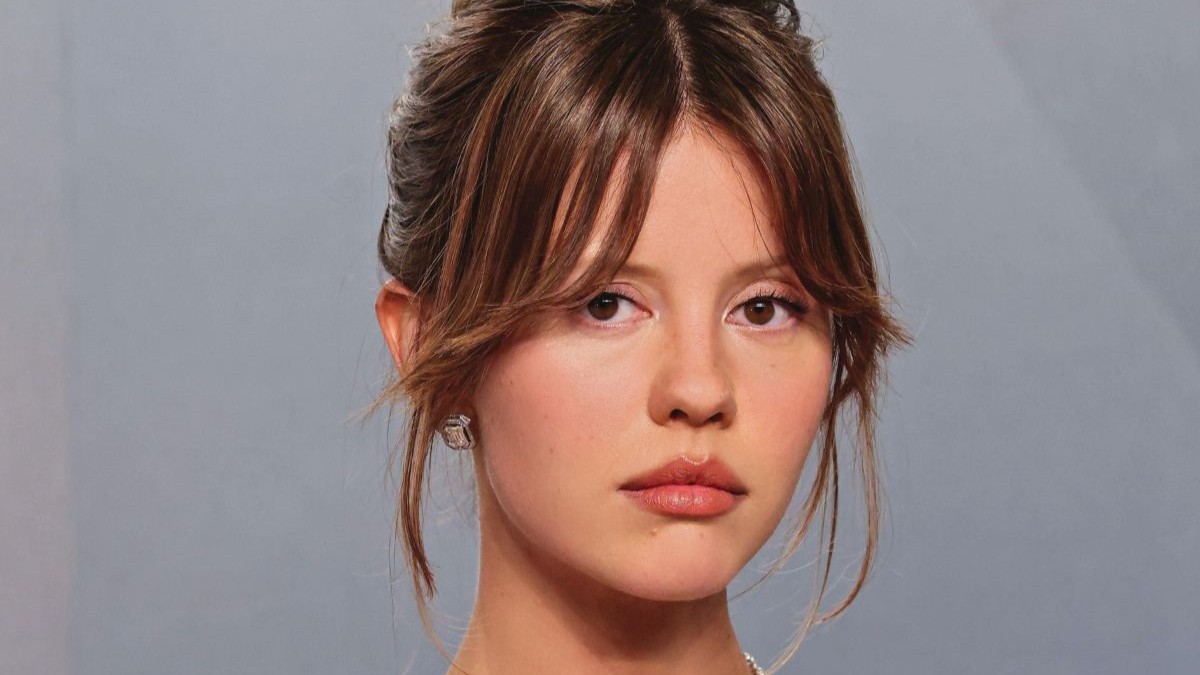 Μία Γκοθ: «Δεν υπάρχει λόγος να καλύπτεις κάτι που σε κάνει μοναδική»