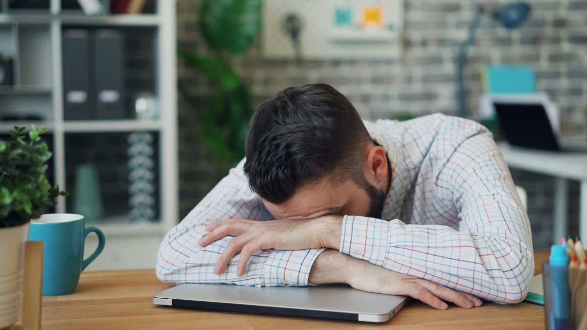 Οι «ύπουλες» συνήθειες που σε αφήνουν χωρίς ενέργεια κάθε μέρα