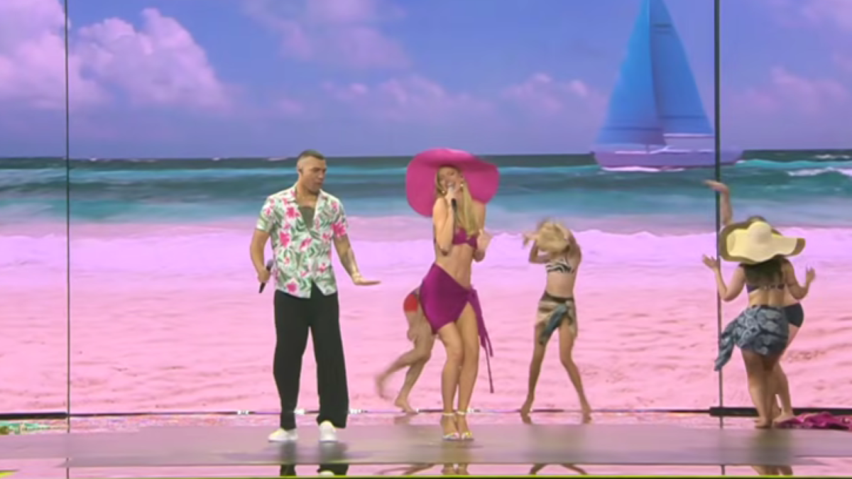 J2US: Η Μαίρη Βυτινάρος και ο Steve Provis έφεραν το καλοκαίρι στο 9ο live!