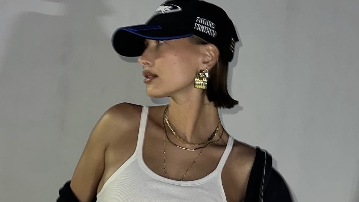 Αυτό είναι το οικονομικό αξεσουάρ των it girls που αναβαθμίζει τα look 
