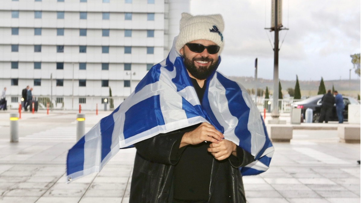 Eurovision 2026: Ο Akylas αναχωρεί για τη Βιέννη – «Παίρνουμε όλη την Ελλάδα μαζί μας»