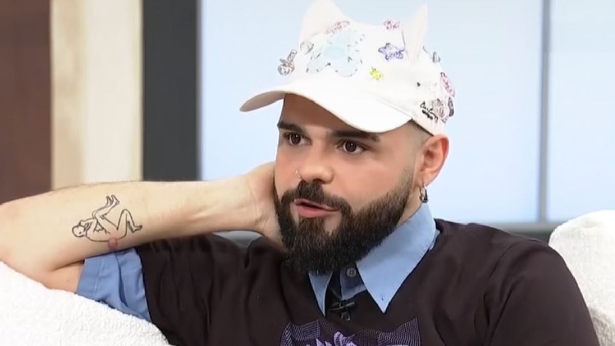 Akylas: Η συνάντηση με την μητέρα του στο ξενοδοχείο μετά τη Eurovision και η συγκίνηση – «Είχε χαθεί λίγο η λάμψη από τα μάτια μου»