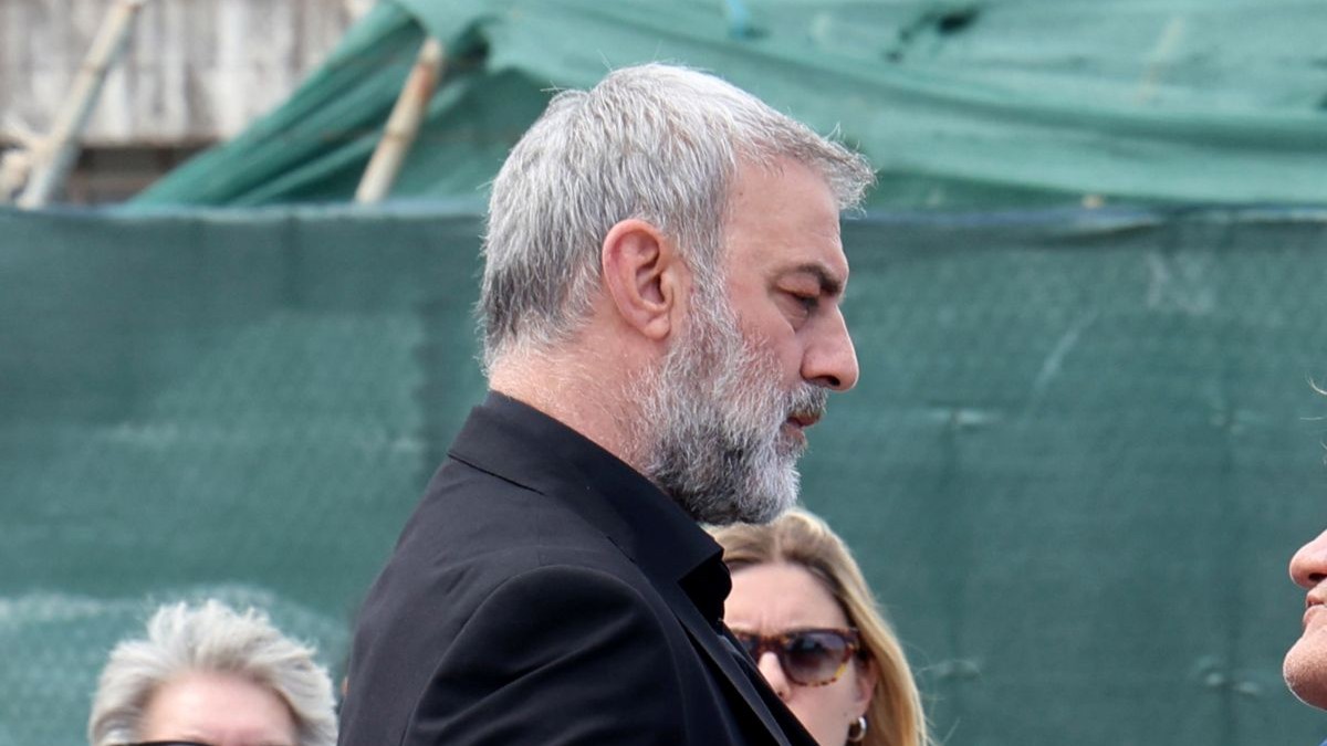 Συγκλονίζει ο Τραϊανός Δέλλας στο τελευταίο «αντίο» στη Γωγώ Μαστροκώστα – «Ήσουν άγγελος»