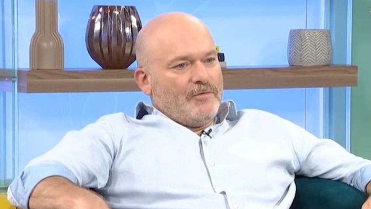 Αντώνης Κρόμπας: «Το να γίνω ξανά πατέρας στα 52 ήταν δώρο»