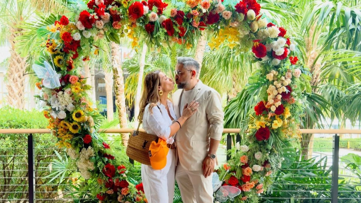 Βάσω Λασκαράκη – Λευτέρης Σουλτάτος: Το φιλί στο Μαϊάμι και η χιουμοριστική ατάκα για τη «μεξικάνικη σαπουνόπερα»