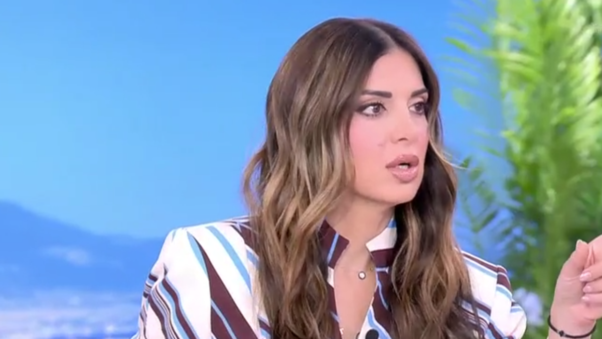 Σταματίνα Τσιμτσιλή για τo θάνατο της Γωγώς Μαστροκώστα: «Όλοι ήλπιζαν να γίνει το θαύμα»