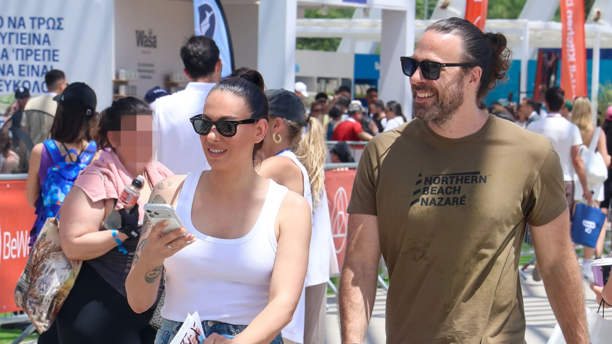 Ευρυδίκη Βαλαβάνη – Γρηγόρης Μόργκαν: Χαλαρή οικογενειακή έξοδος με τον γιο τους στο BeWell Festival