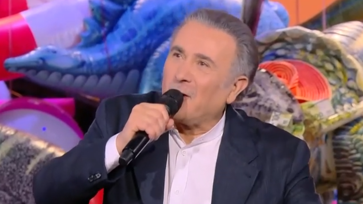 Λάκης Λαζόπουλος: «Δεν θέλω να με αφήσετε μόνο μου. Δεν θέλω να σας αφήσω. Θέλω την παρέα σας»