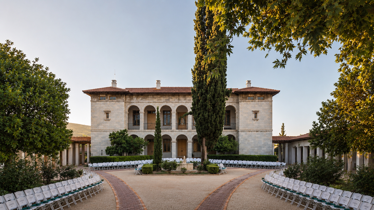 Hautes Grecians στη Villa Ilissia: Ένα catwalk στην πιο όμορφη αυλή της Αθήνας