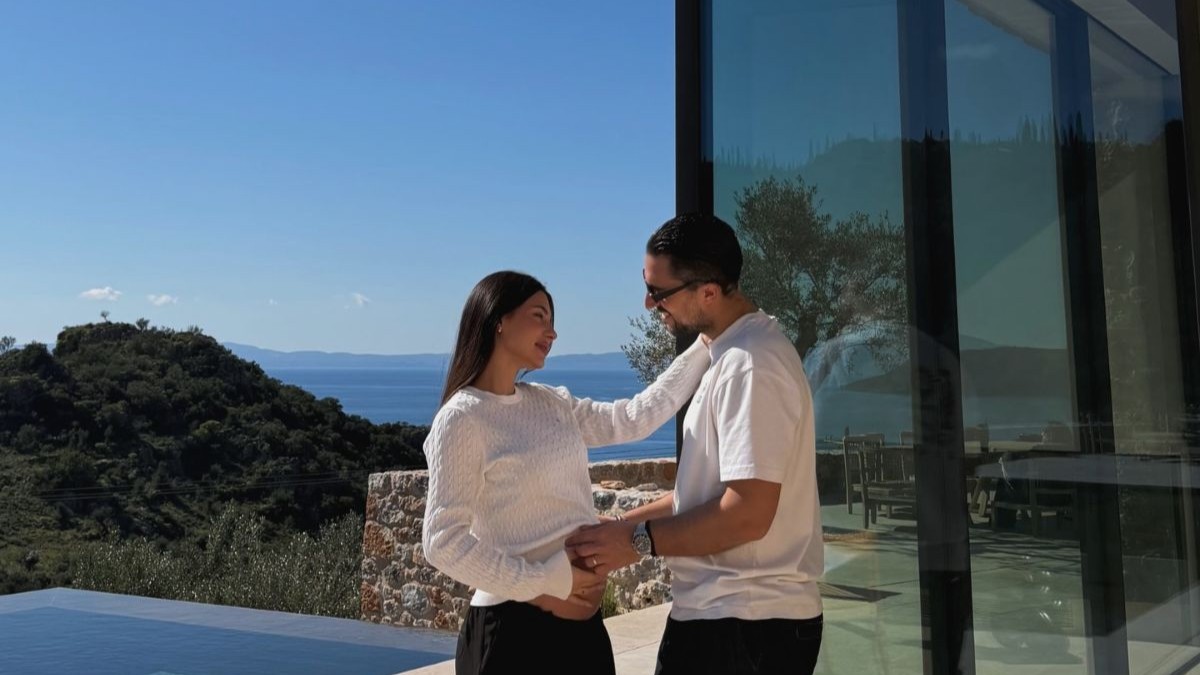 Σάκης Κατσούλης: Νέα φωτογραφία με τον νεογέννητο γιο του – Οι πρώτες ημέρες μετά τη γέννηση του μωρού