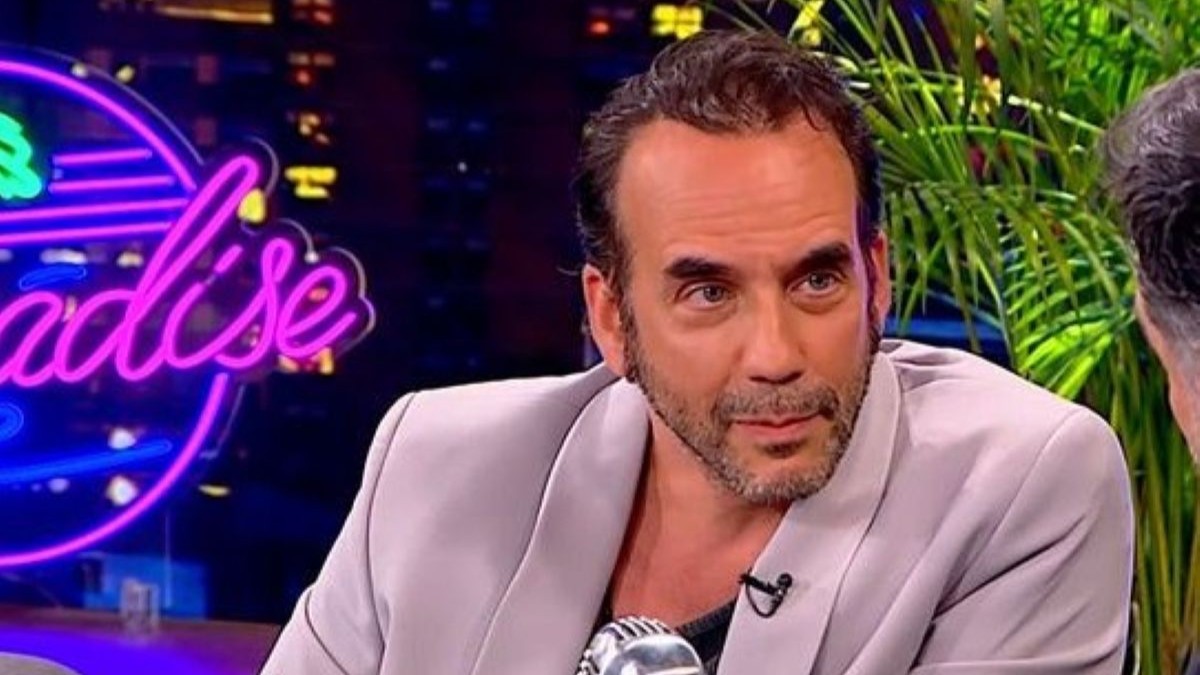 Πάνος Μουζουράκης για τα πεθερικά του: «Συγκατοικούμε όλοι μαζί και αυτό με βοηθάει στην λειτουργία την οικογενειακή και στην ψυχική»