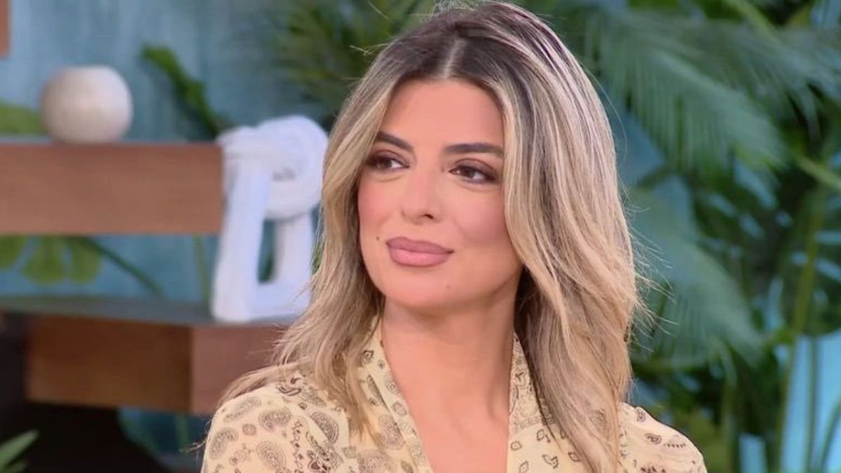 Νίκη Λάμη: Η εξομολόγηση για την προσωπική της ζωή και η ενόχλησή της με τις κρυφές φωτογραφίες