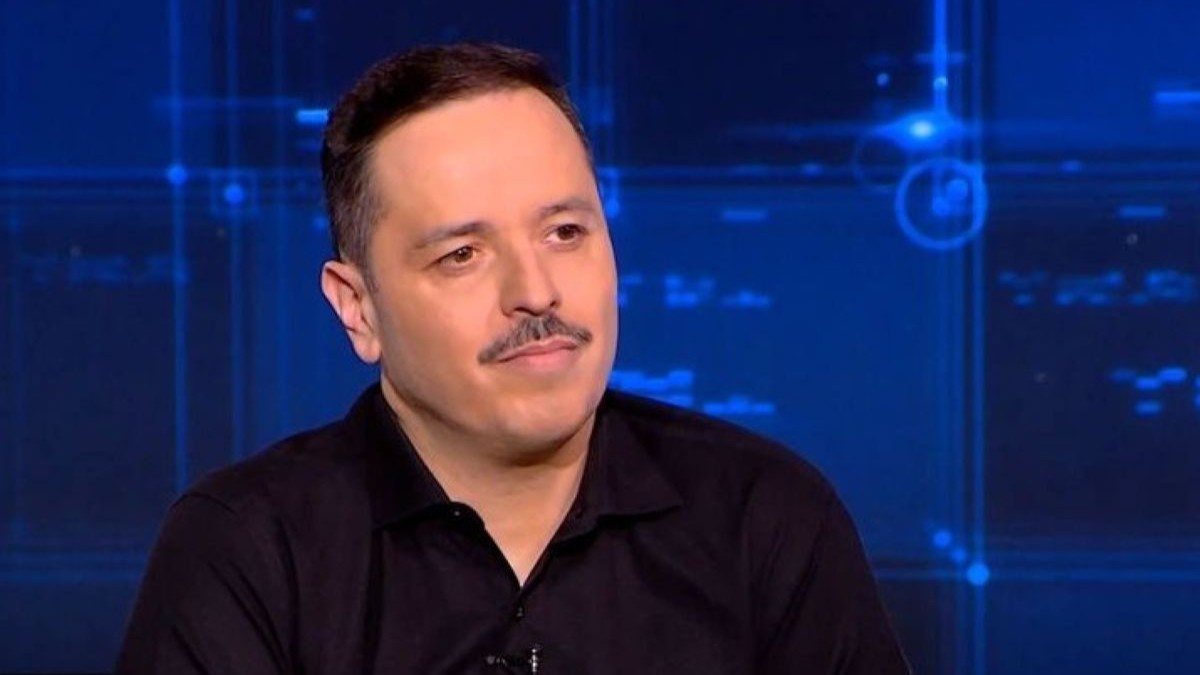 Αλέξανδρος Τσουβέλας για τη σύντροφό του, Εύα: «Η γυναίκα μου θέλει να δείρει όποιον με βρίζει. Γίνεται έξαλλη»