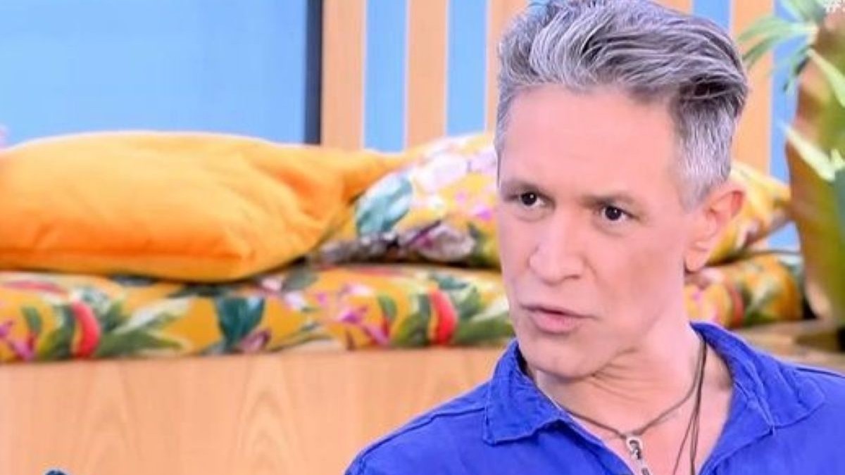 Αιμίλιος Χειλάκης για την Αθηνά Μαξίμου: «Eίμαστε μαζί 22 χρόνια αλλά συνεχίζουμε να γοητευόμαστε ο ένας από τον άλλον»