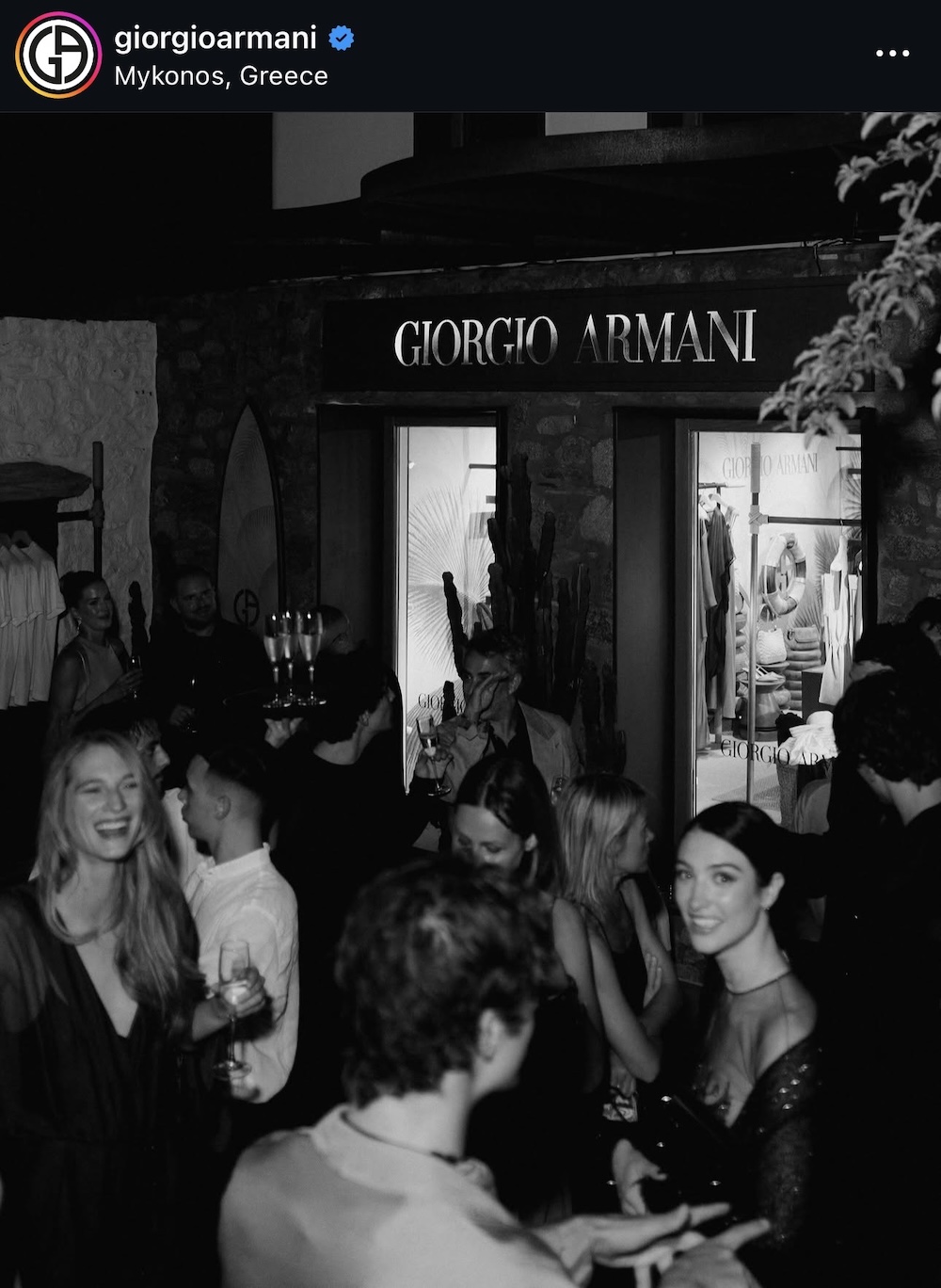 Giorgio Armani στη Μύκονο