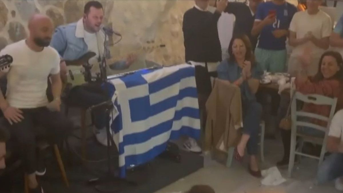 Εθνική Πόλο: Ξεφάντωσαν οι διεθνείς μας σε ταβέρνα ομογενή στην Αυστραλία