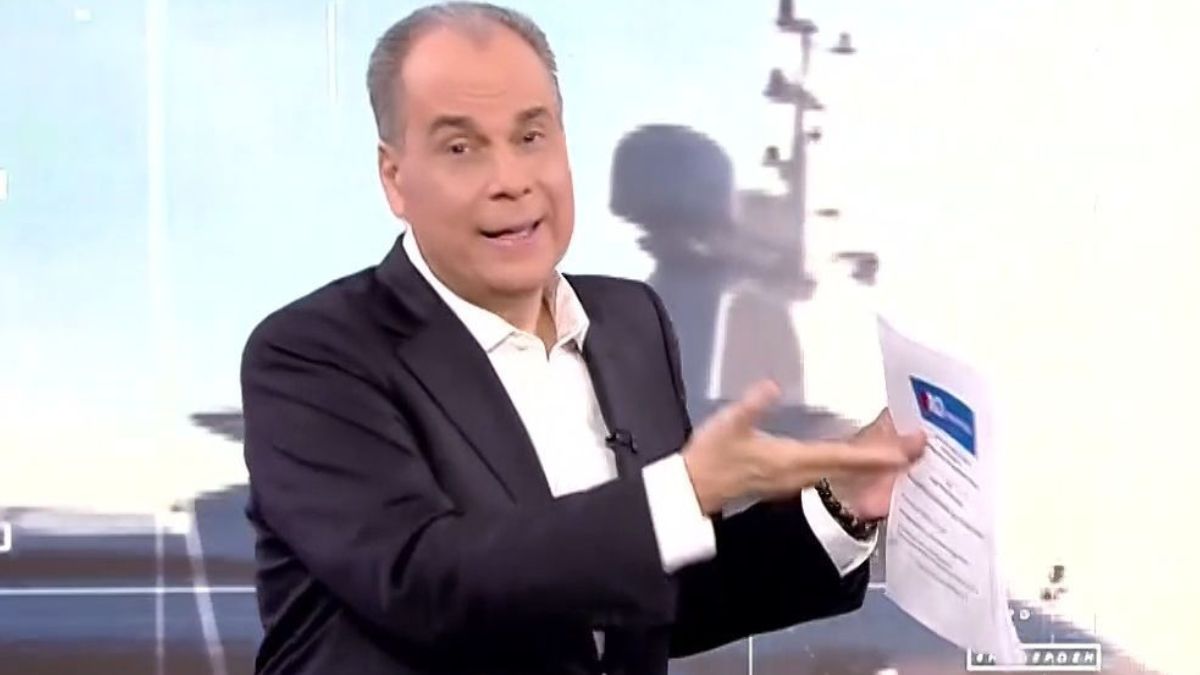 Εκτός εκπομπής η Μίνα Καραμήτρου: Τι δήλωσε ο Νίκος Στραβελάκης