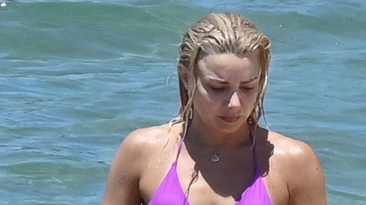 Josephine: Χαλαρές στιγμές στο Καβούρι – Η καλοκαιρινή της εμφάνιση που τράβηξε τα βλέμματα