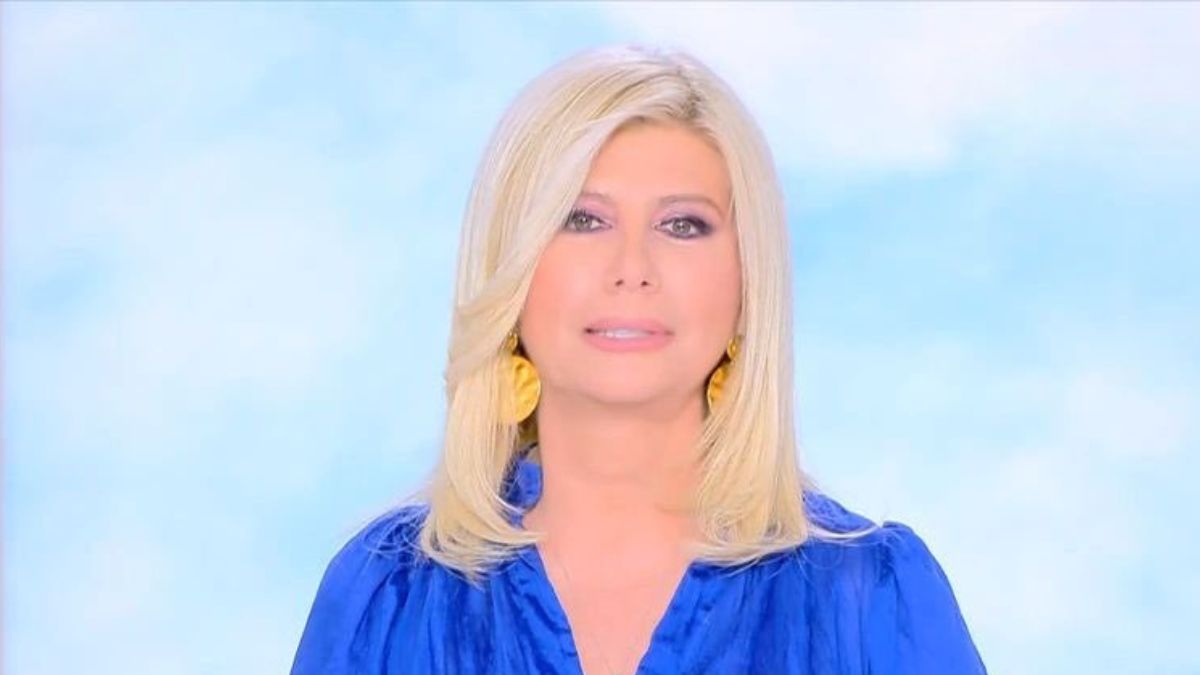 Ζήνα Κουτσελίνη: Το συγκινητικό φινάλε της εκπομπής – «11 χρόνια δεν έχουμε τσακωθεί ποτέ»