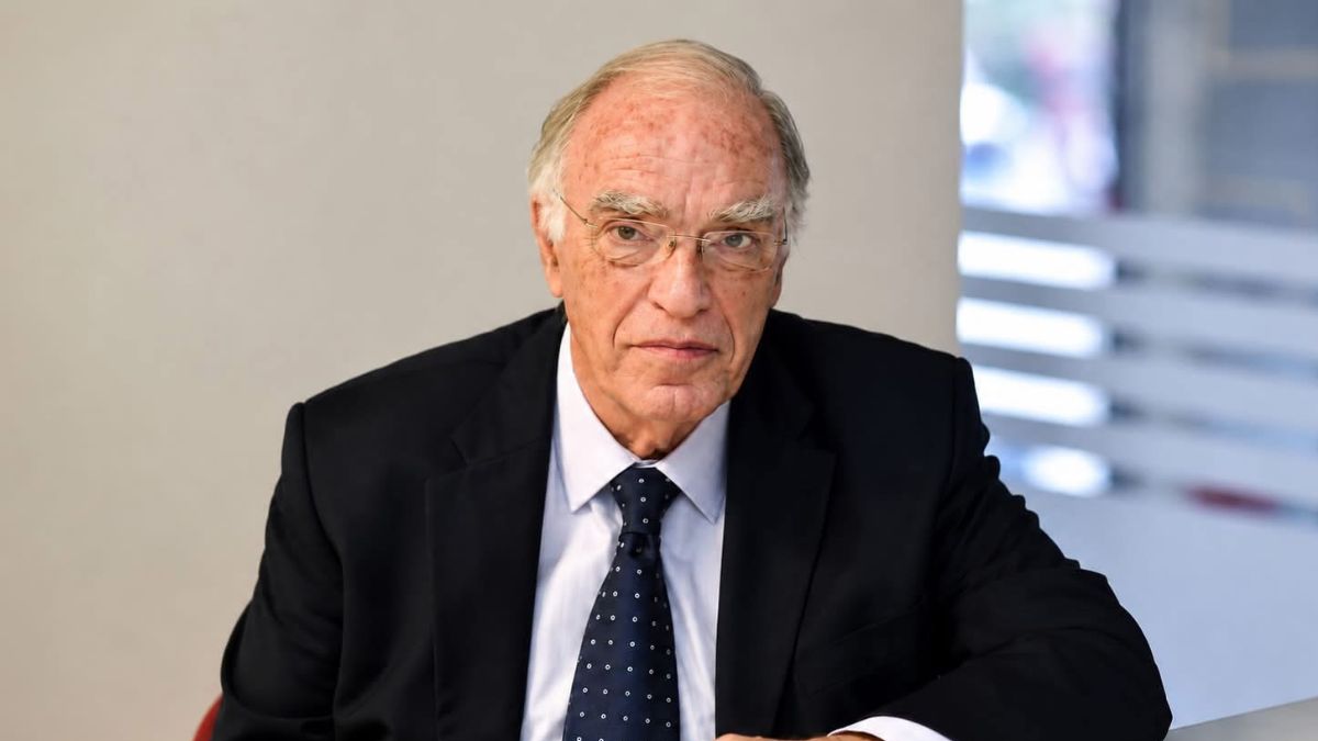 Βασίλης Λεβέντης: Πέθανε σε ηλικία 75 ετών. Η συγκινητική ανάρτηση του γιου του