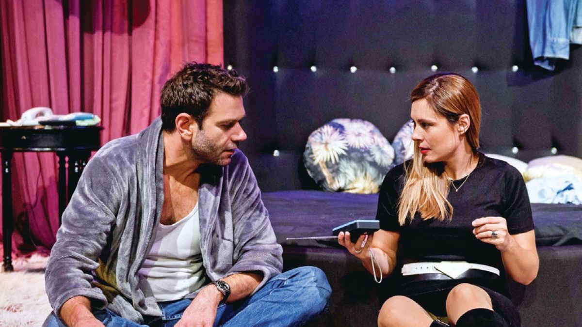 Θάλεια Ματίκα – Τάσος Ιορδανίδης: Επεισοδιακή παράσταση στο Κιλκίς λόγω ακρίδας – «Γίναμε ρεζίλι στην Κεντρική Μακεδονία»
