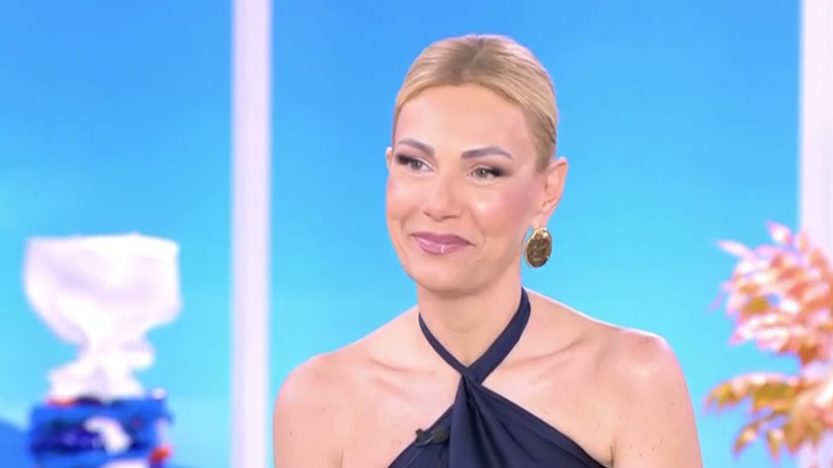 Τίνα Μεσσαροπούλου για τη συγκινητική επιστροφή στον Ευαγγελισμό με τον Γιώργο Μυλωνάκη: «Του έδειξα το δωμάτιο όπου νοσηλευόταν»