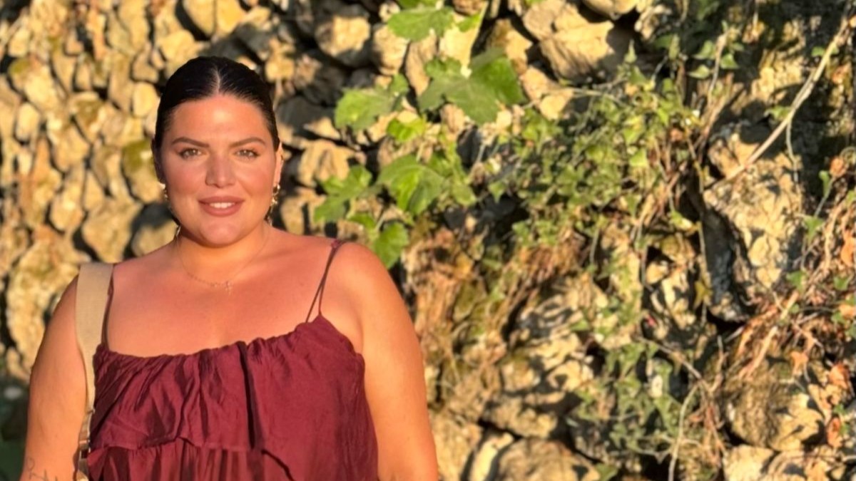Δανάη Μπάρκα: Το μήνυμα που μοιράστηκε από τις διακοπές της – «Η ζωή δεν ζητά να είσαι πάντα δυνατός»