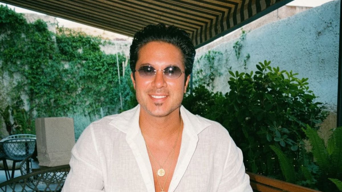 Νίκος Οικονομόπουλος: Γενέθλια για τον τραγουδιστή! Η εντυπωσιακή τούρτα και το τρυφερό μήνυμα