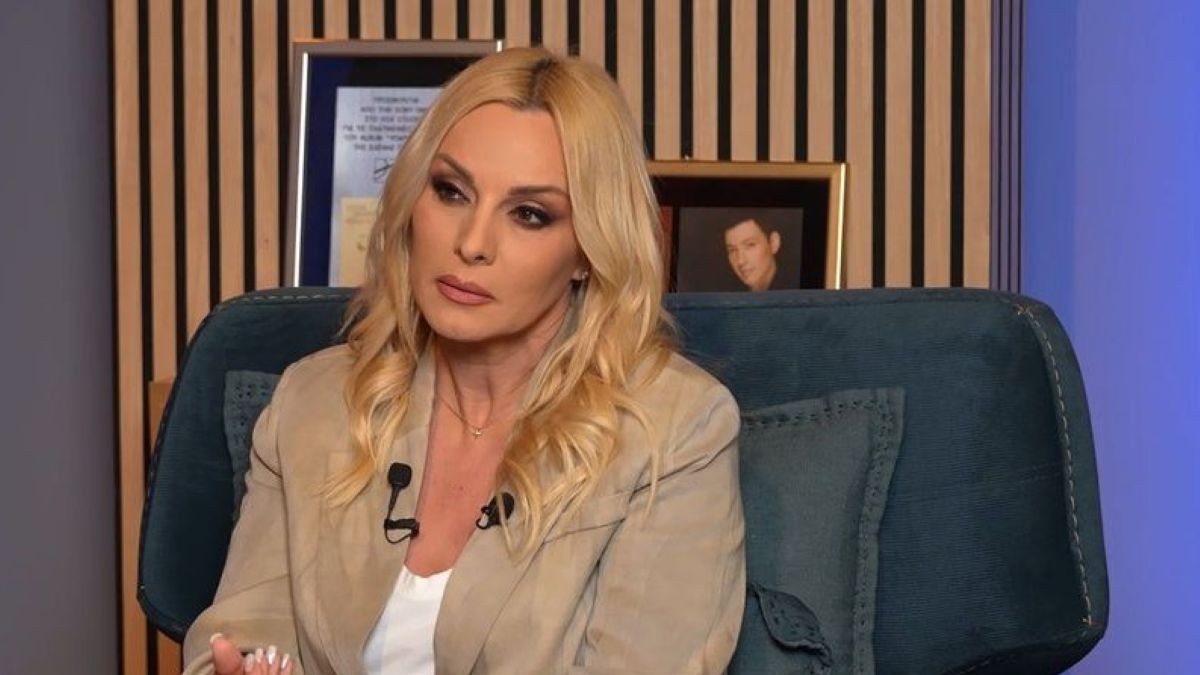Πέγκυ Ζήνα για Νότη Σφακιανάκη και Δημήτρη Μητροπάνο: «Πολλές σημερινές επιτυχίες παίρνουν περισσότερη λάμψη από όση αξίζουν»